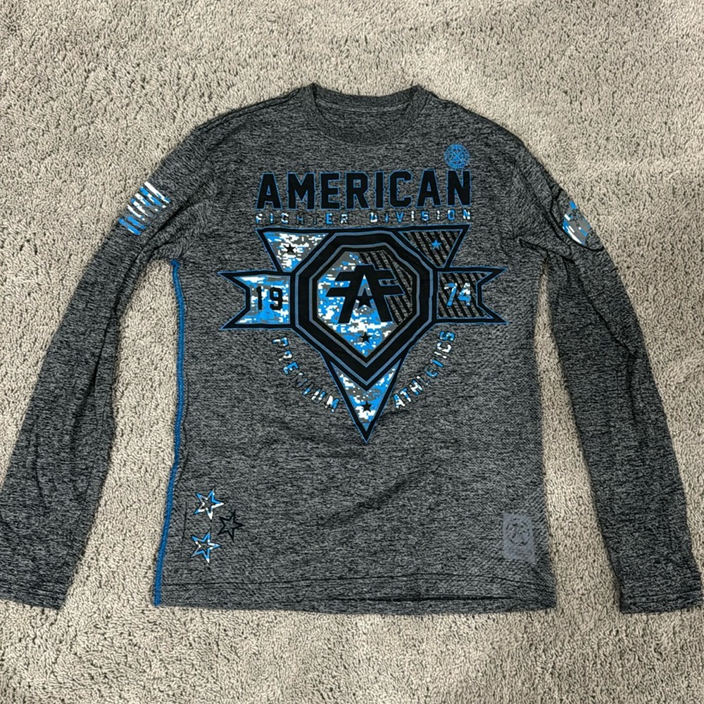 Buckle: American Fighter Long Sleeve Shirt Condition: Once Worn, Like New